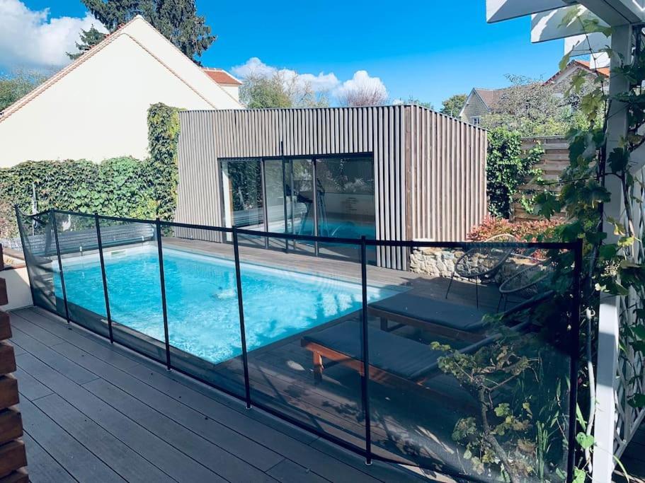 Appartement Proche Asterix, Stade De France, Chantilly, Roissy, Piscine Saisonniere La Chapelle-en-Serval Dış mekan fotoğraf